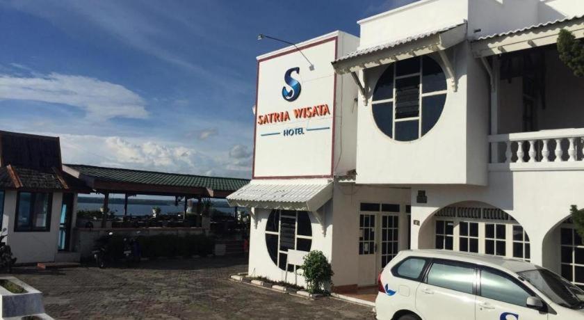 Satria Wisata Hotel Pare-Pare Exterior photo