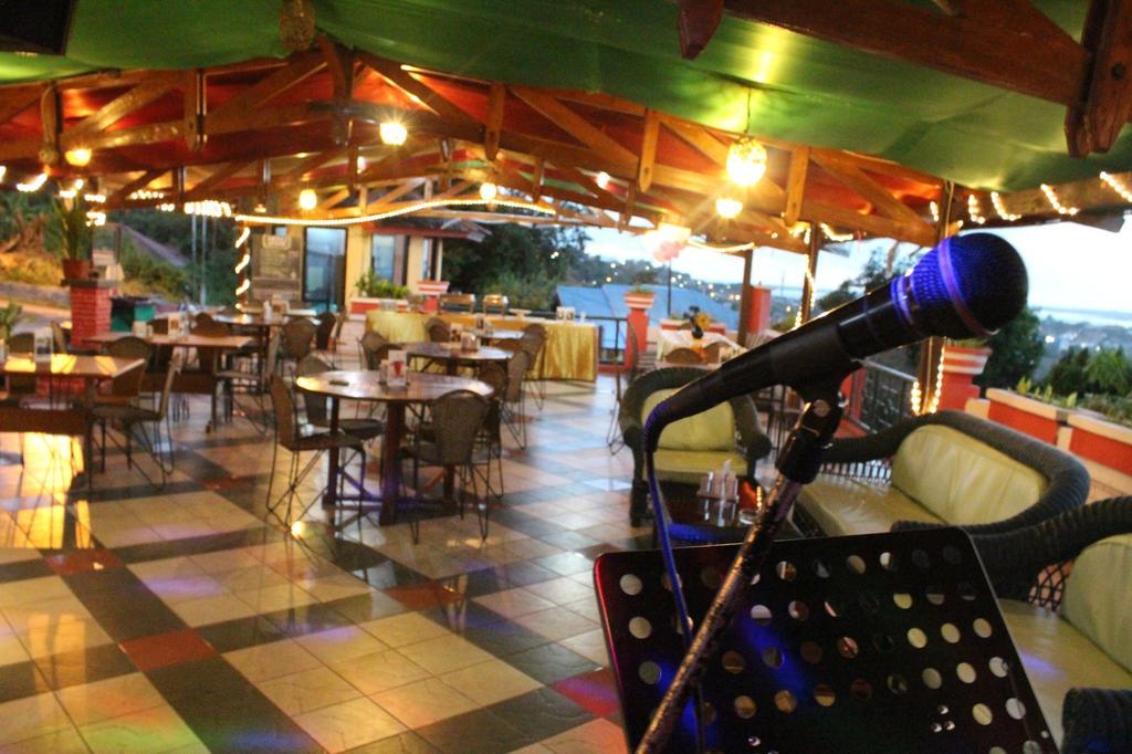Satria Wisata Hotel Pare-Pare Exterior photo