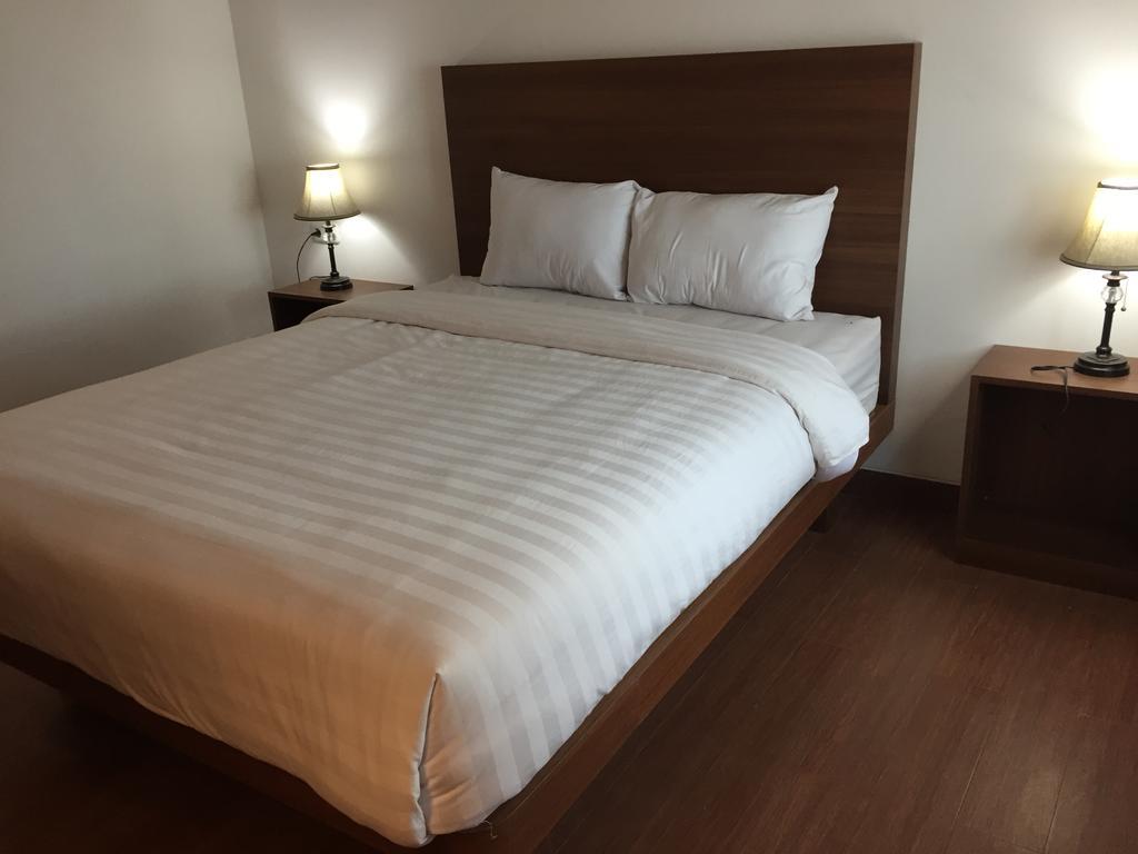 Satria Wisata Hotel Pare-Pare Exterior photo